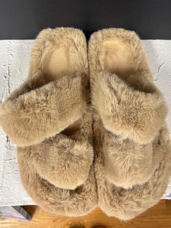 Shoes - Slides